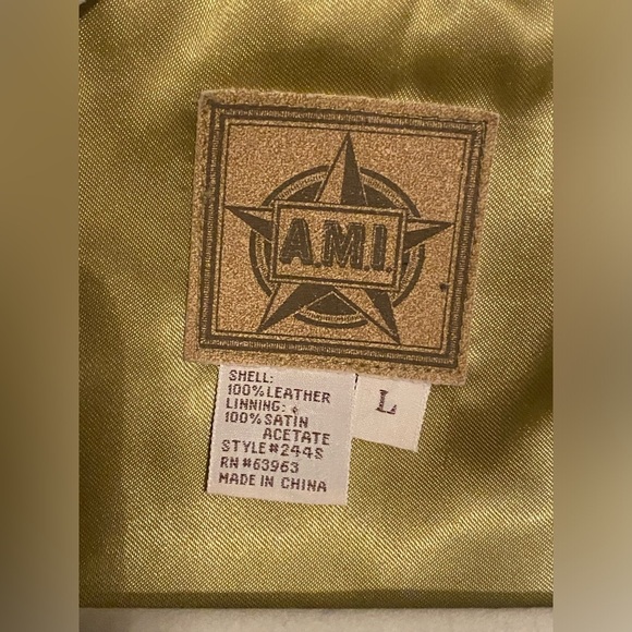 Vintage A.M.I. Women’s Leather Jacket, Large - Picture 3 of 7